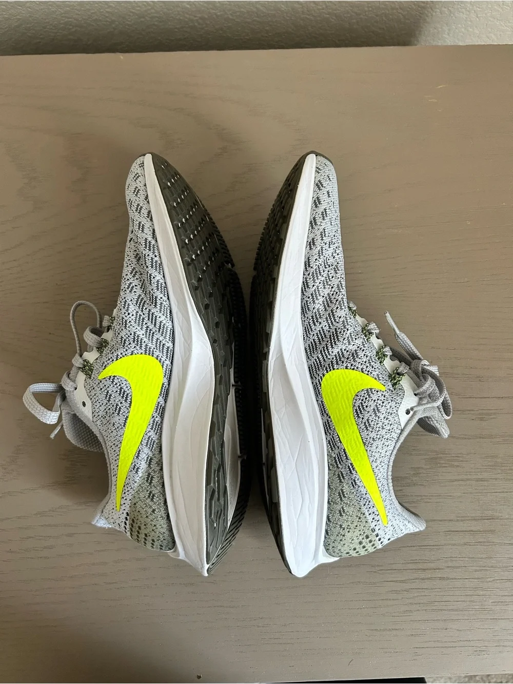 Nike Air Zoom Pegasus 35 'Volt' Sz 6.5 Women's shoes